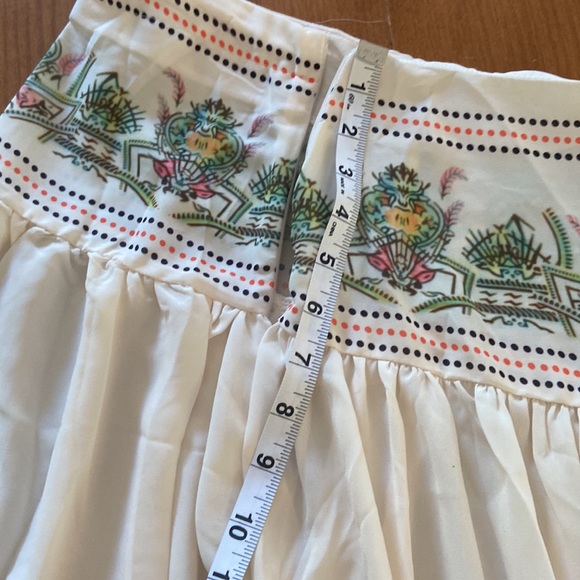 Boutique hi low skirt cream w black stripes small Nwot - Picture 15 of 16